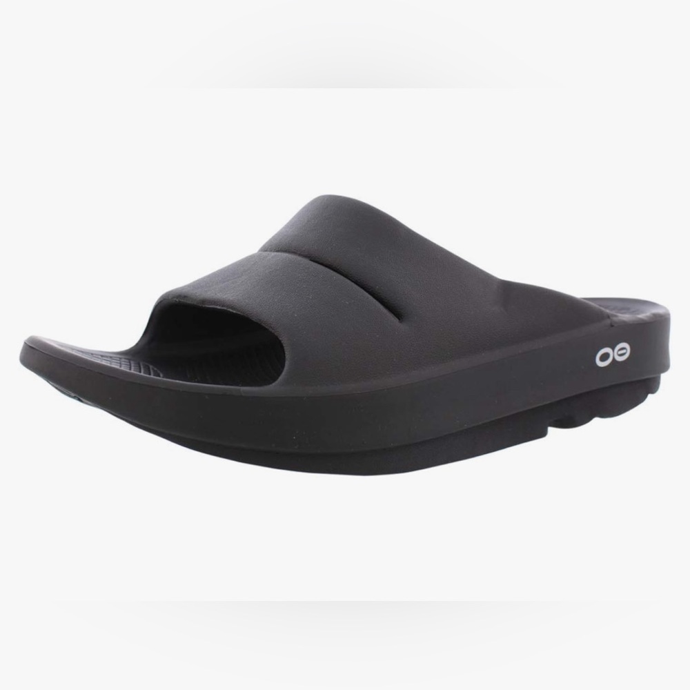 OOFOS Black Slides